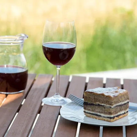 Hisa Iz Volne Moravske Toplice